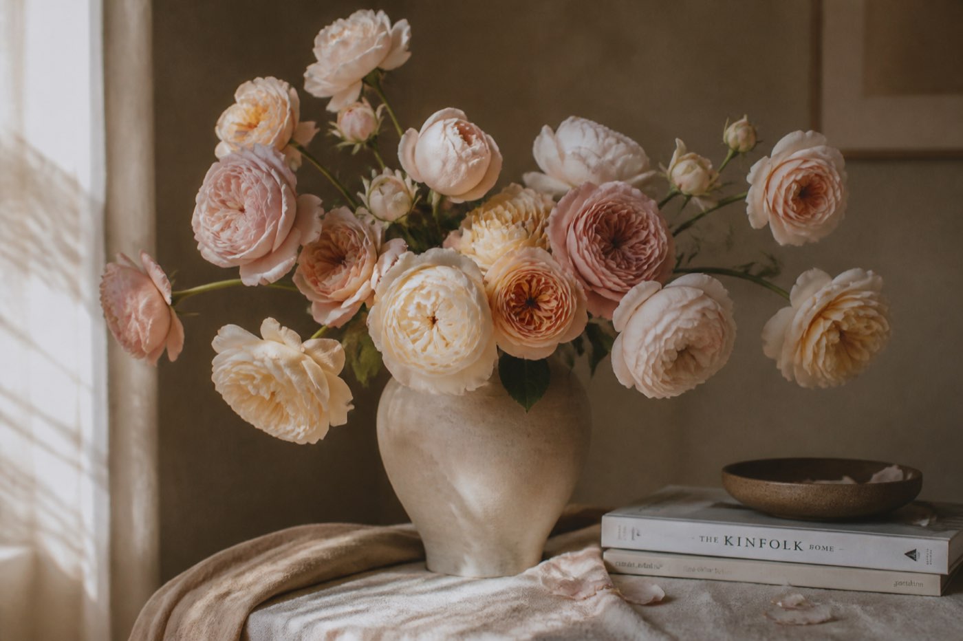 Bouquet of pale roses